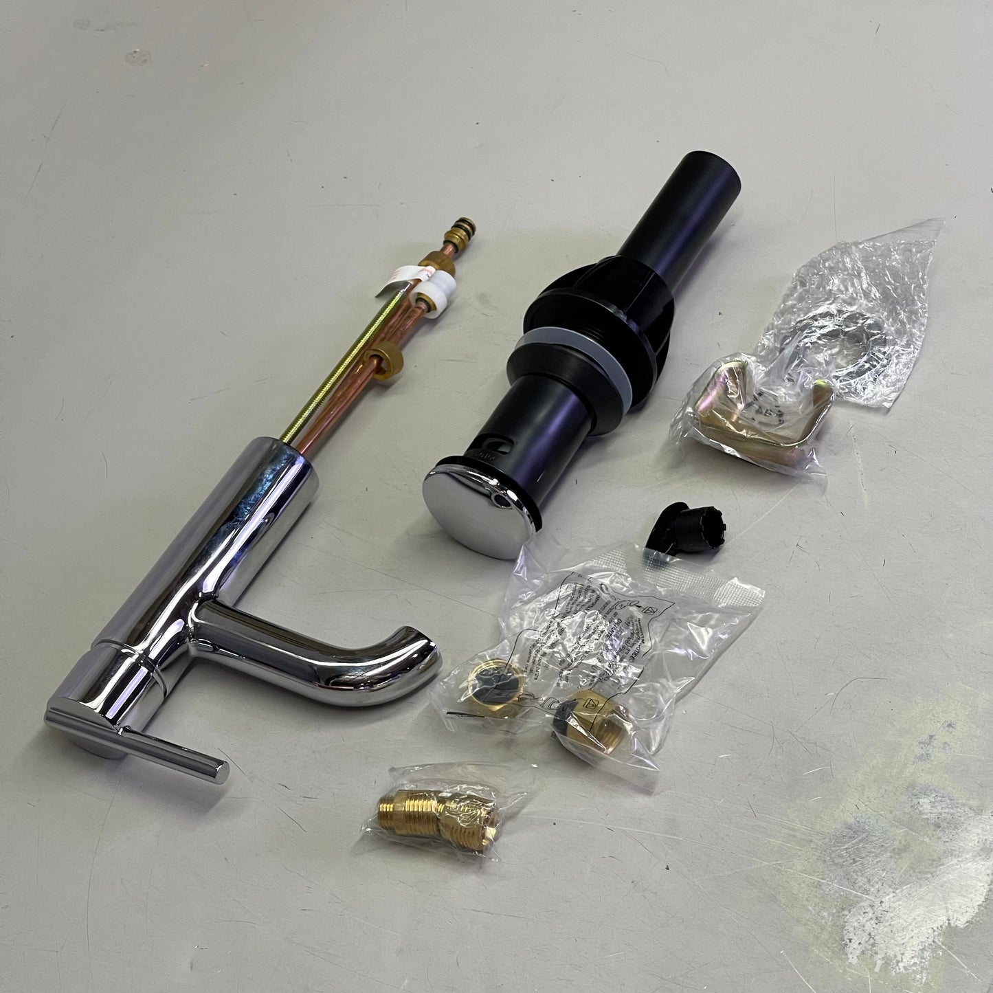 PFISTER Brislin Single Control Bathroom Faucet Polished Chrome LG42-BI0C